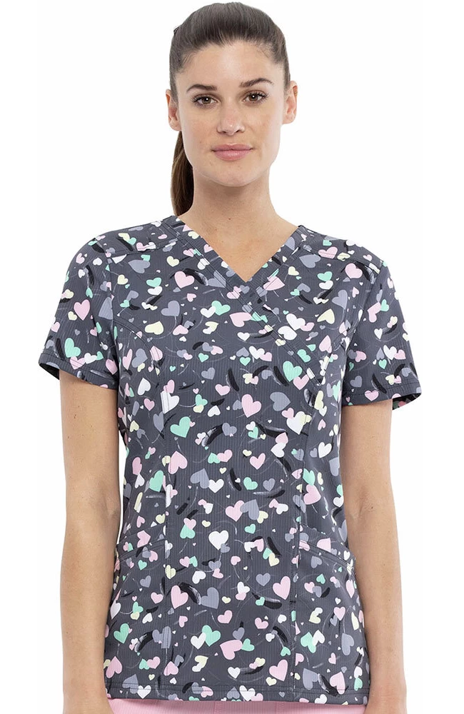ELLE Clearance Women's Open Hearted Print Scrub Top 3 ELLE Clearance Women's Open Hearted Print Scrub Top