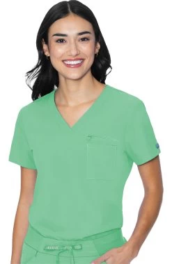 Women's Zip Pocket Scrub Top