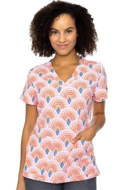 Women's Vicky Seashells Print Scrub Top