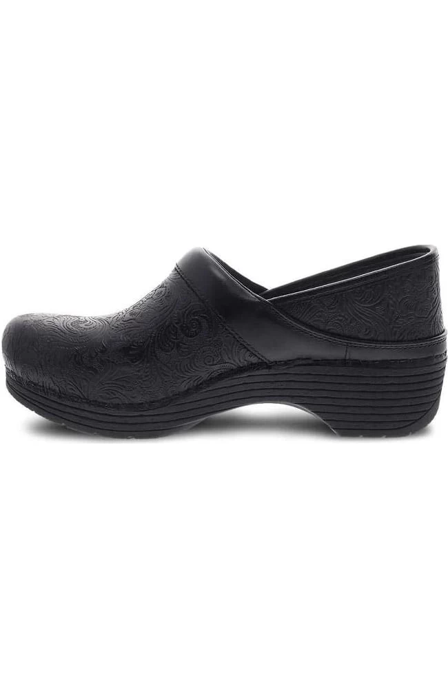 Dansko Women's LT Pro Nursing Clog 4 Dansko Women's LT Pro Nursing Clog - Image 2