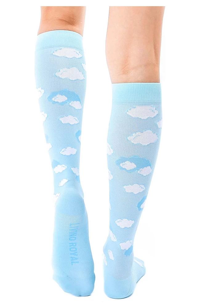 Unisex 15-20 MmHg Lightweight Clouds Print Compression Socks 4 Unisex 15-20 MmHg Lightweight Clouds Print Compression Socks - Image 2
