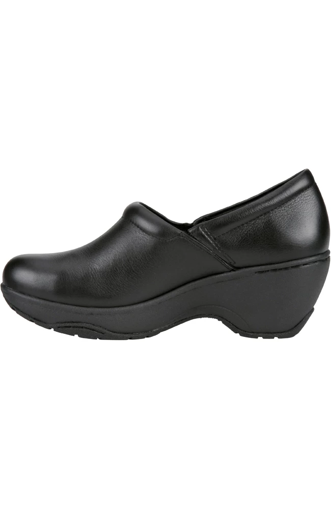 Women's Bryar Nursing Clog 4 Women's Bryar Nursing Clog - Image 2