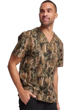 Cherokee Clearance Men's Outdoor Life Print Scrub Top 8 Cherokee Clearance Men's Outdoor Life Print Scrub Top -Medical Nurse Clothing Shop 3 ck ck692 printclearance 650 2