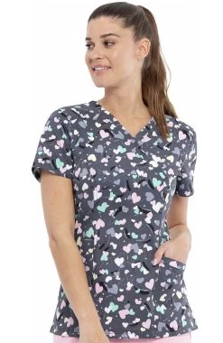 ELLE Clearance Women's Open Hearted Print Scrub Top 7 ELLE Clearance Women's Open Hearted Print Scrub Top -Medical Nurse Clothing Shop 3 ck el602 printclearance 650