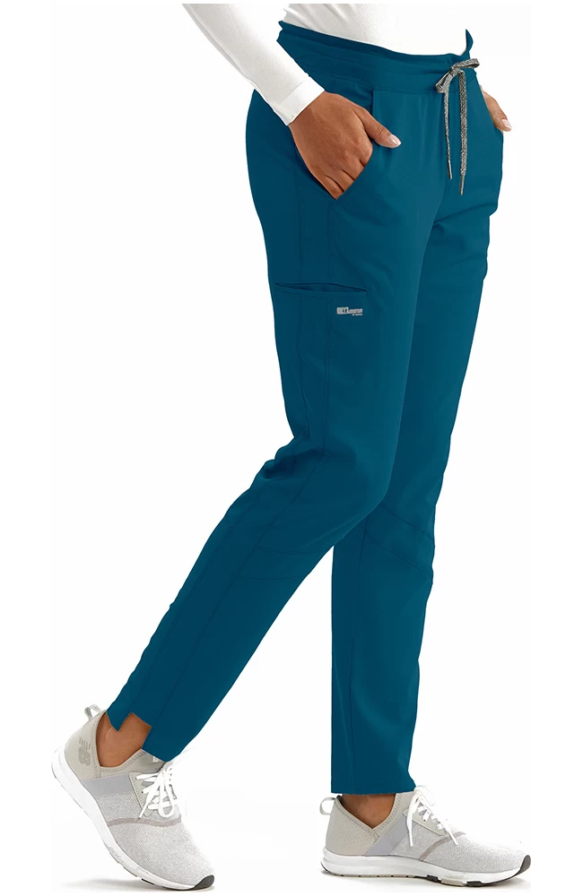 Women's Solid Scrub Top & Track Cargo Scrub Pant 6 Women's Solid Scrub Top & Track Cargo Scrub Pant - Image 4