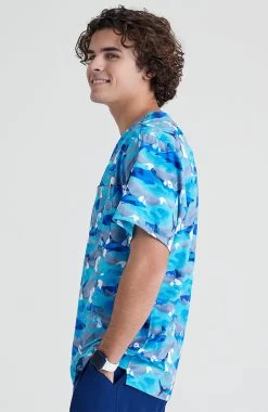 Skechers Men's V-Neck Wild Tide Print Scrub Top 10 Skechers Men's V-Neck Wild Tide Print Scrub Top -Medical Nurse Clothing Shop 4 bc skt175 print 650