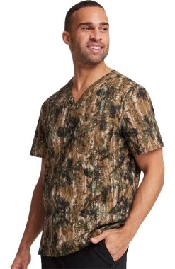 Cherokee Clearance Men's Outdoor Life Print Scrub Top 9 Cherokee Clearance Men's Outdoor Life Print Scrub Top -Medical Nurse Clothing Shop 4 ck ck692 printclearance 650 2