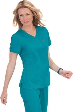 Women's Nicole V-Neck Solid Scrub Top & Lindsey Cargo Scrub Pant Set -Medical Nurse Clothing Shop 4 ko 21set 650