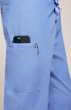 Unisex V-Neck Solid Scrub Top & Drawstring Cargo Scrub Pant Set 12 Unisex V-Neck Solid Scrub Top & Drawstring Cargo Scrub Pant Set -Medical Nurse Clothing Shop 5 ck 42set 650